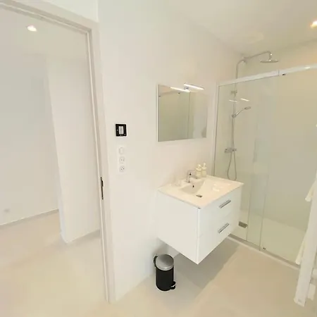 Maison De Standing A Proximite De La Βίλα